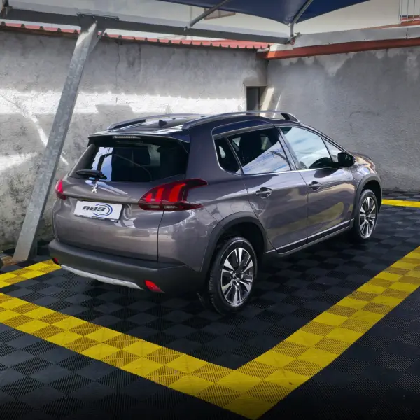 Peugeot 2008 1.2 PureTech Style 2
