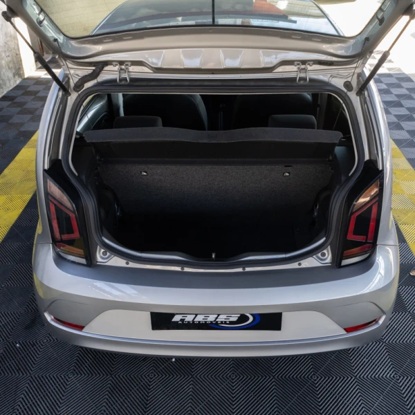 Volkswagen Up! 1.0 Move 6