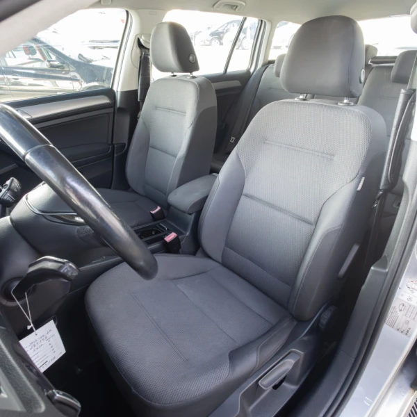 Volkswagen Golf Variant 1.6 TDi BlueMotion Confortline 8