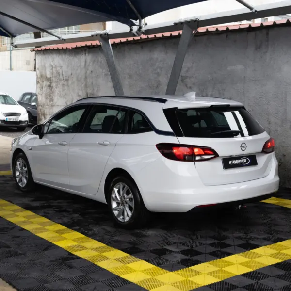 Opel Astra Sports Tourer 1.6 CDTI Dynamic Sport 3