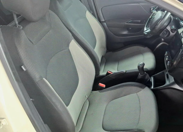 Renault Captur 1.5 dCi 12