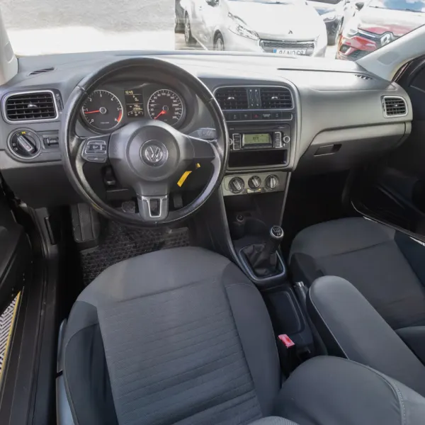 Volkswagen Polo 13