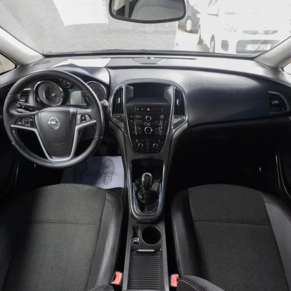 Opel Astra 1.3 CDTi Cosmo Start/Stop 11