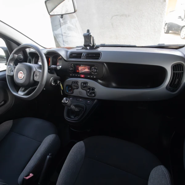 Fiat Panda 1.0 Hybrid 11