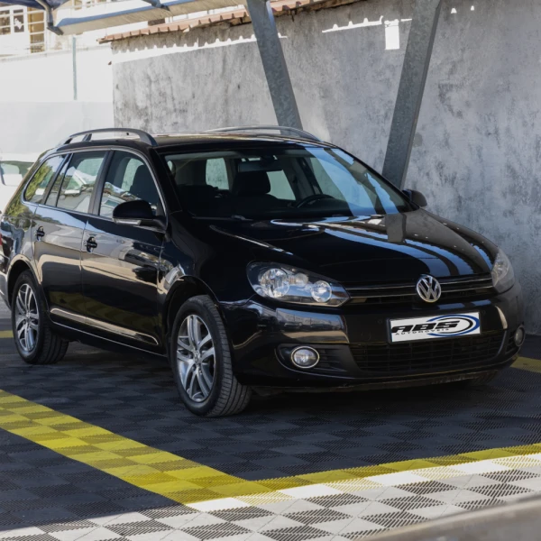 Volkswagen Golf 1.6 TDi Confortline 3