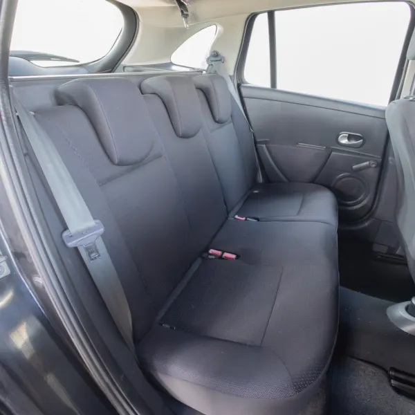 Renault Clio Break 9