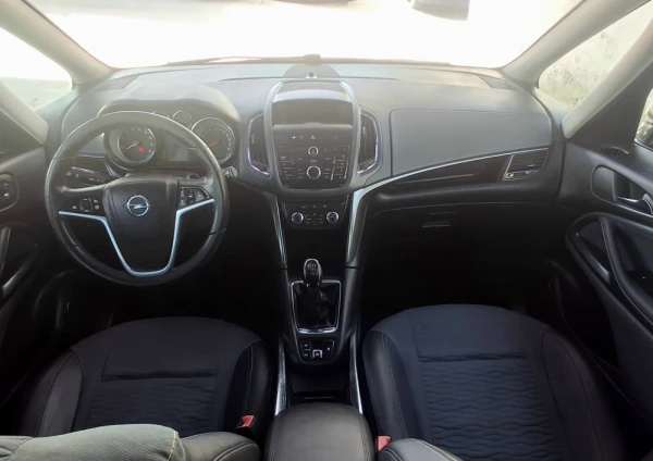 Opel Zafira 1.4 T Cosmo S/S 13