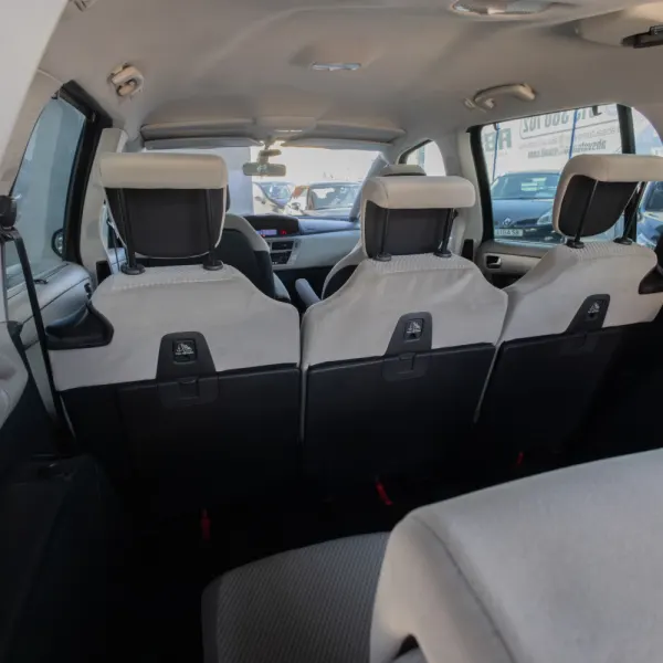 Citroën C4 Picasso 1.6 HDi Confort RFM CMP6 12