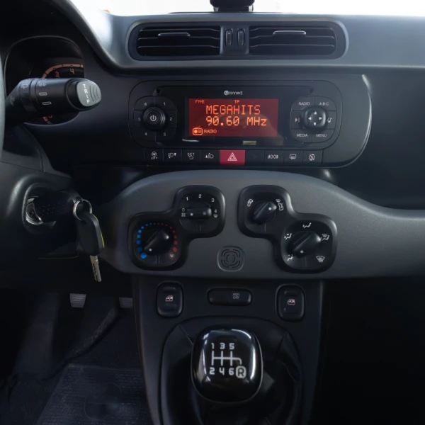 Fiat Panda 1.0 Hybrid 17