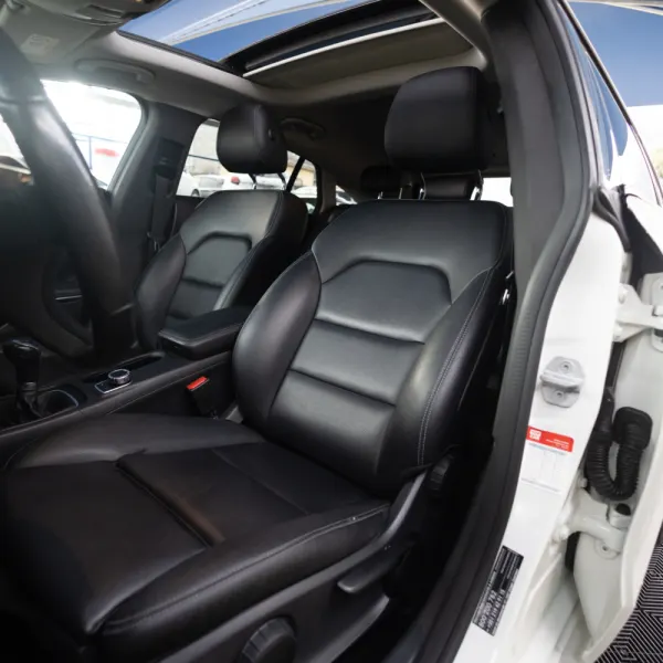 Mercedes-Benz CLA 180 8