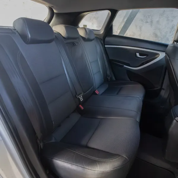 Hyundai i30 SW 1.6 CRDi Style J17 9