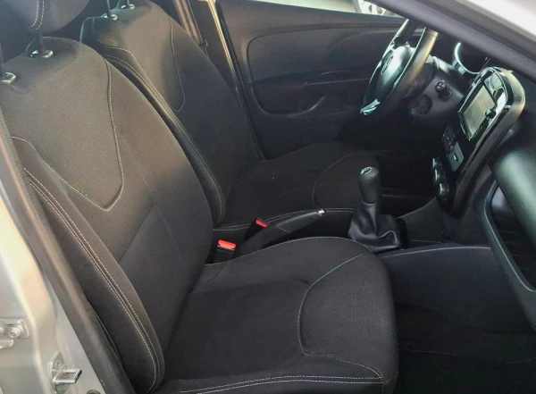 Renault Clio 1.5 dCi Dynamique S 15