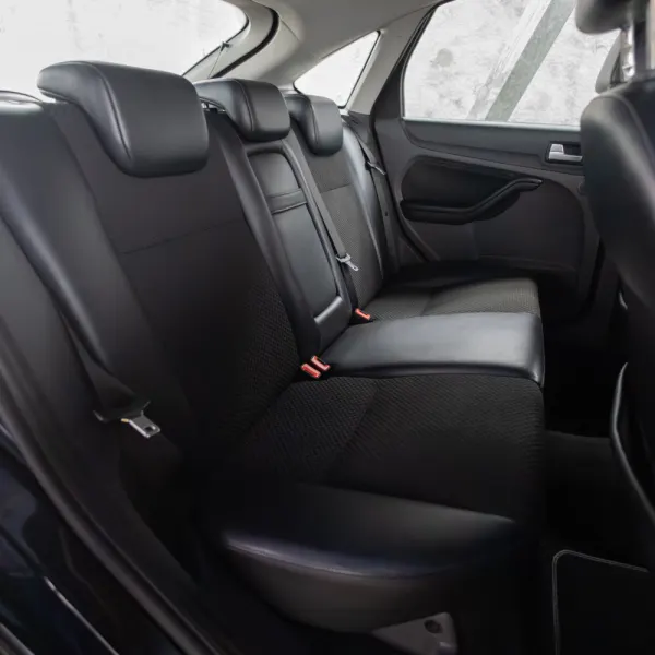 Ford Focus 1.6 TDCi Ghia 10