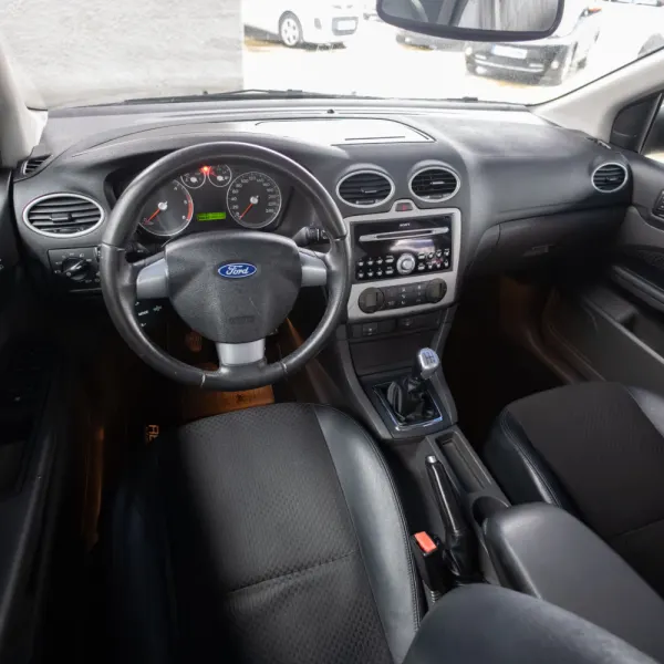Ford Focus 1.6 TDCi Ghia 13