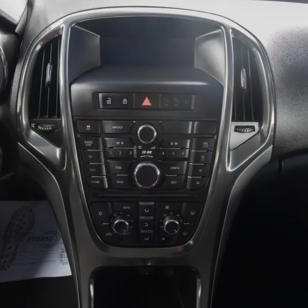 Opel Astra 1.3 CDTi Cosmo Start/Stop 14