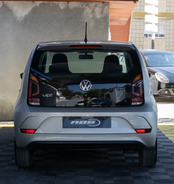 Volkswagen Up! 1.0 Move 5