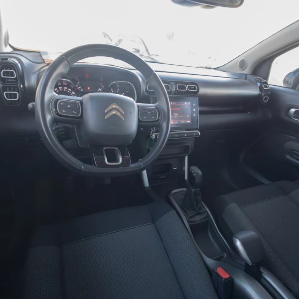 Citroën C3 Aircross 1.2 PureTech Shine 12