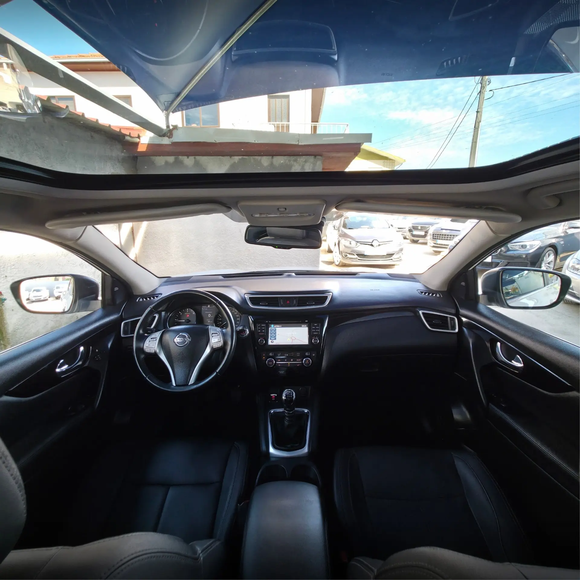 Nissan Qashqai 1.6 dCi Tekna Premium 17 Pele 27