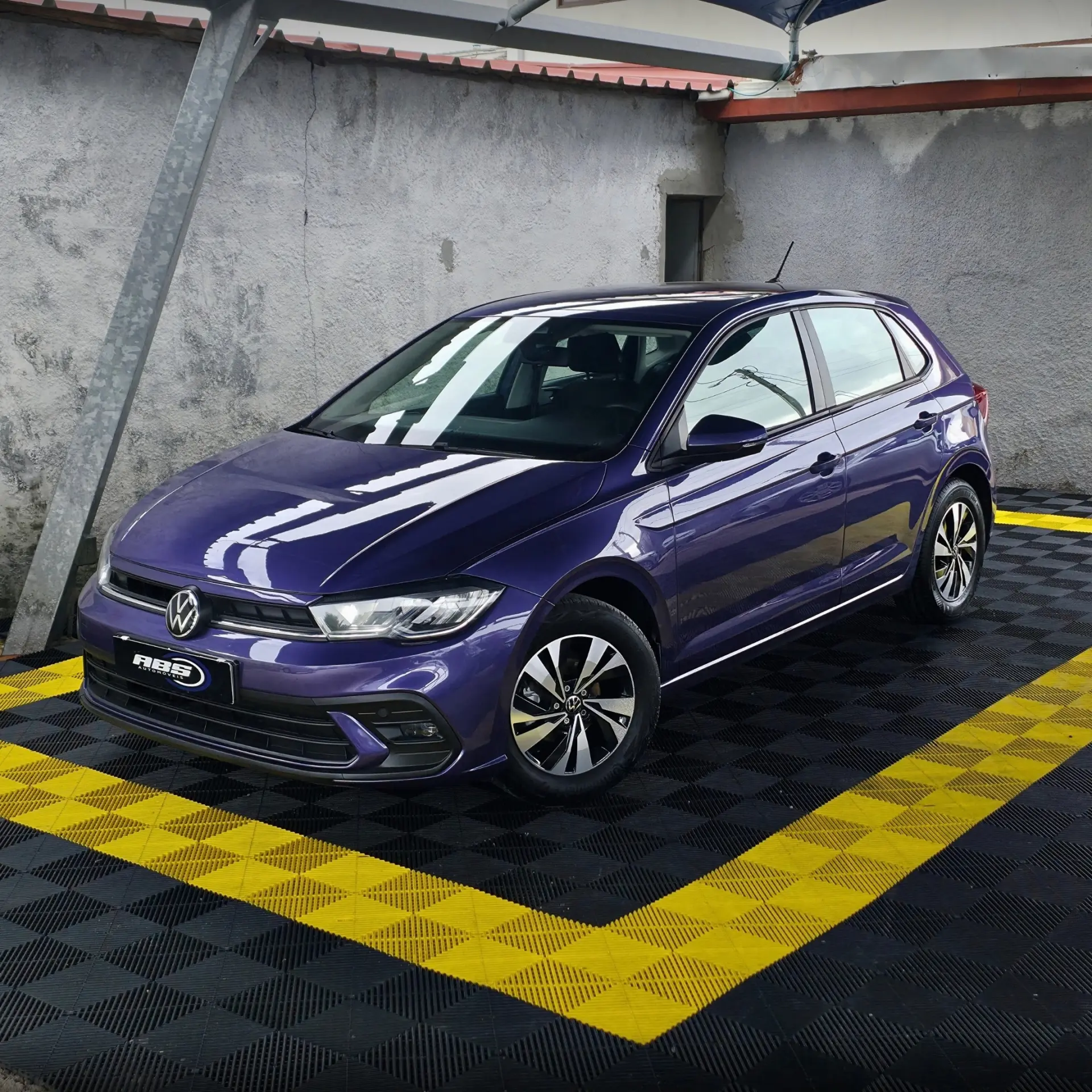 Volkswagen Polo 1.0 Trendline 1