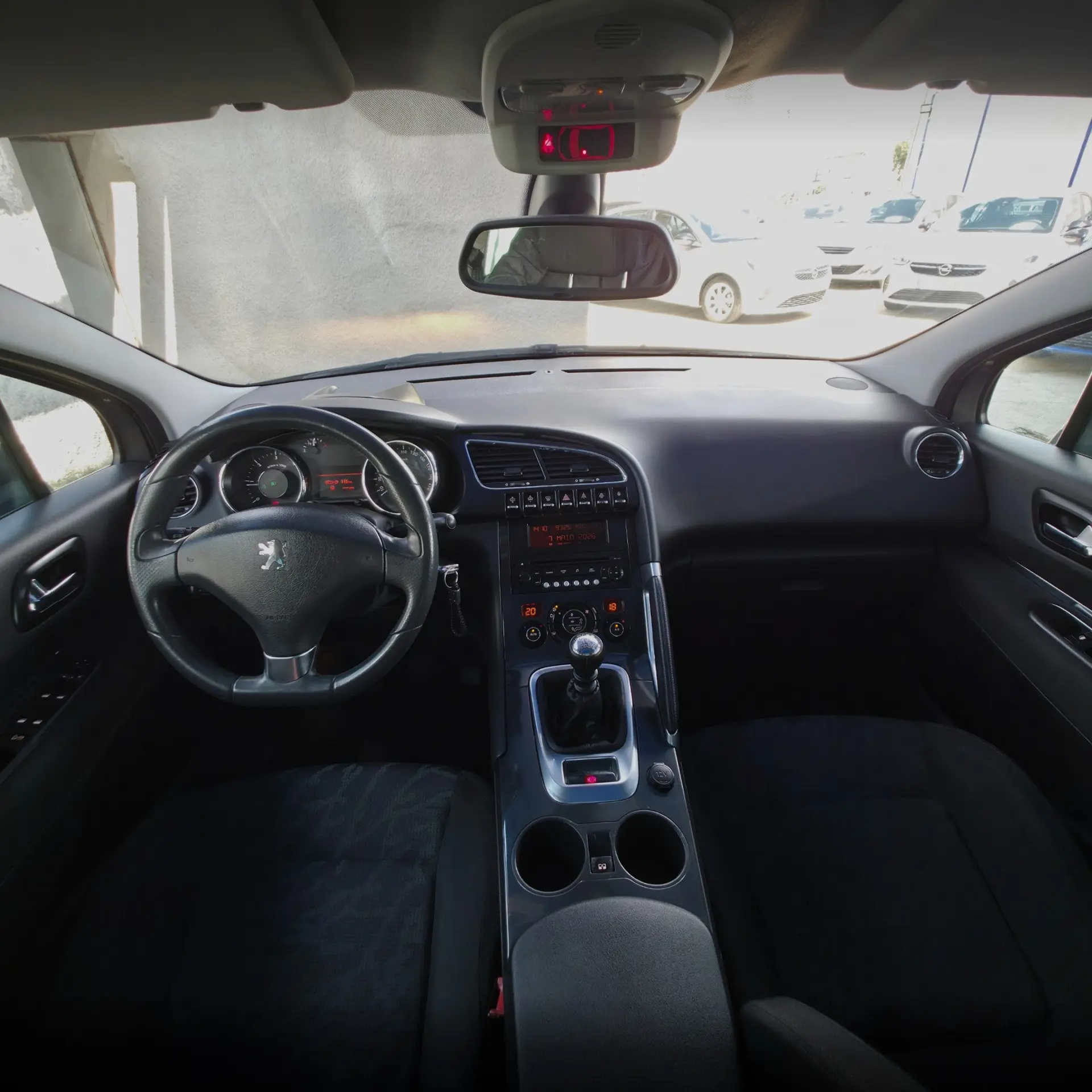 Peugeot 3008 1.6 HDi Executive 15