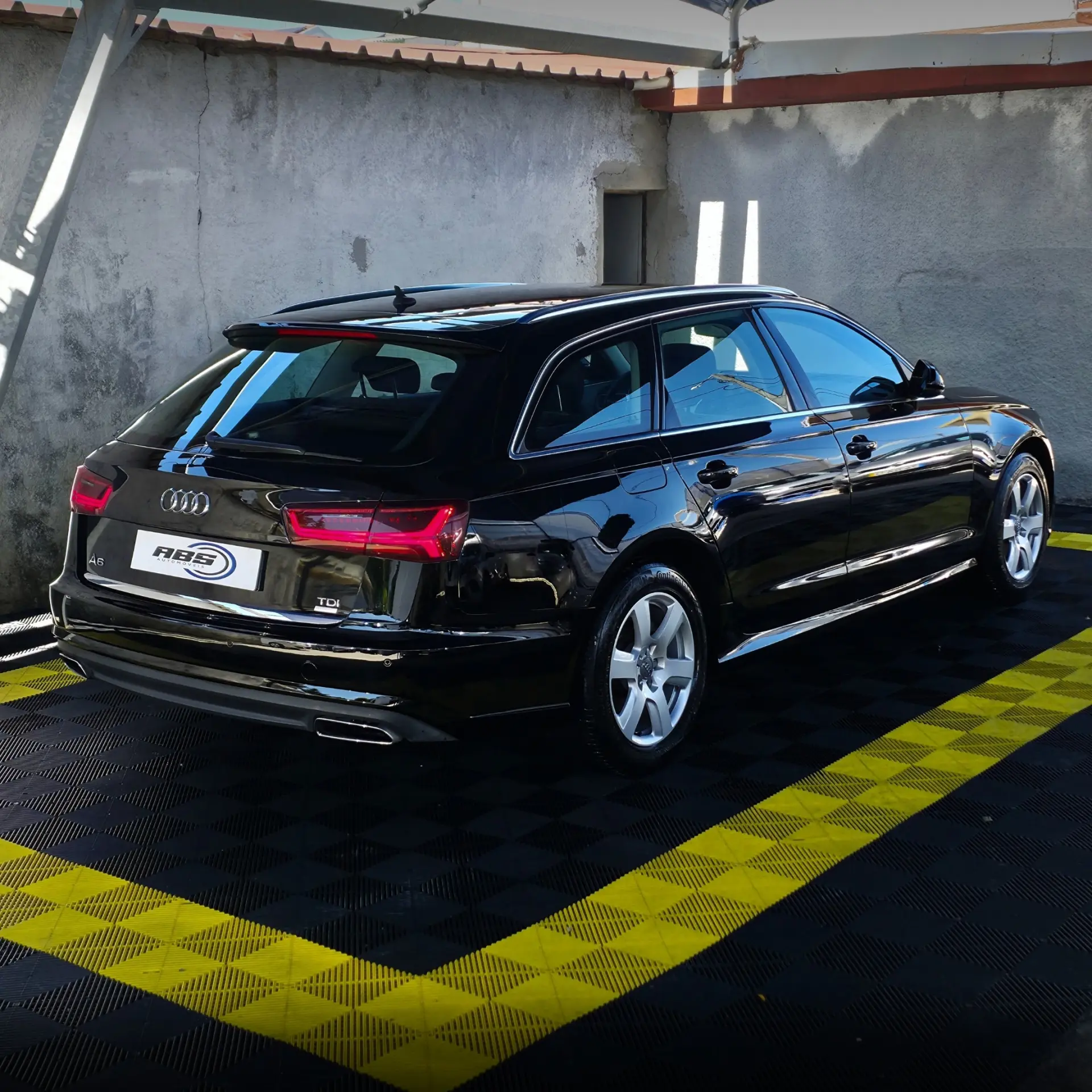 Audi A6 Avant 2.0 TDi Advance 2