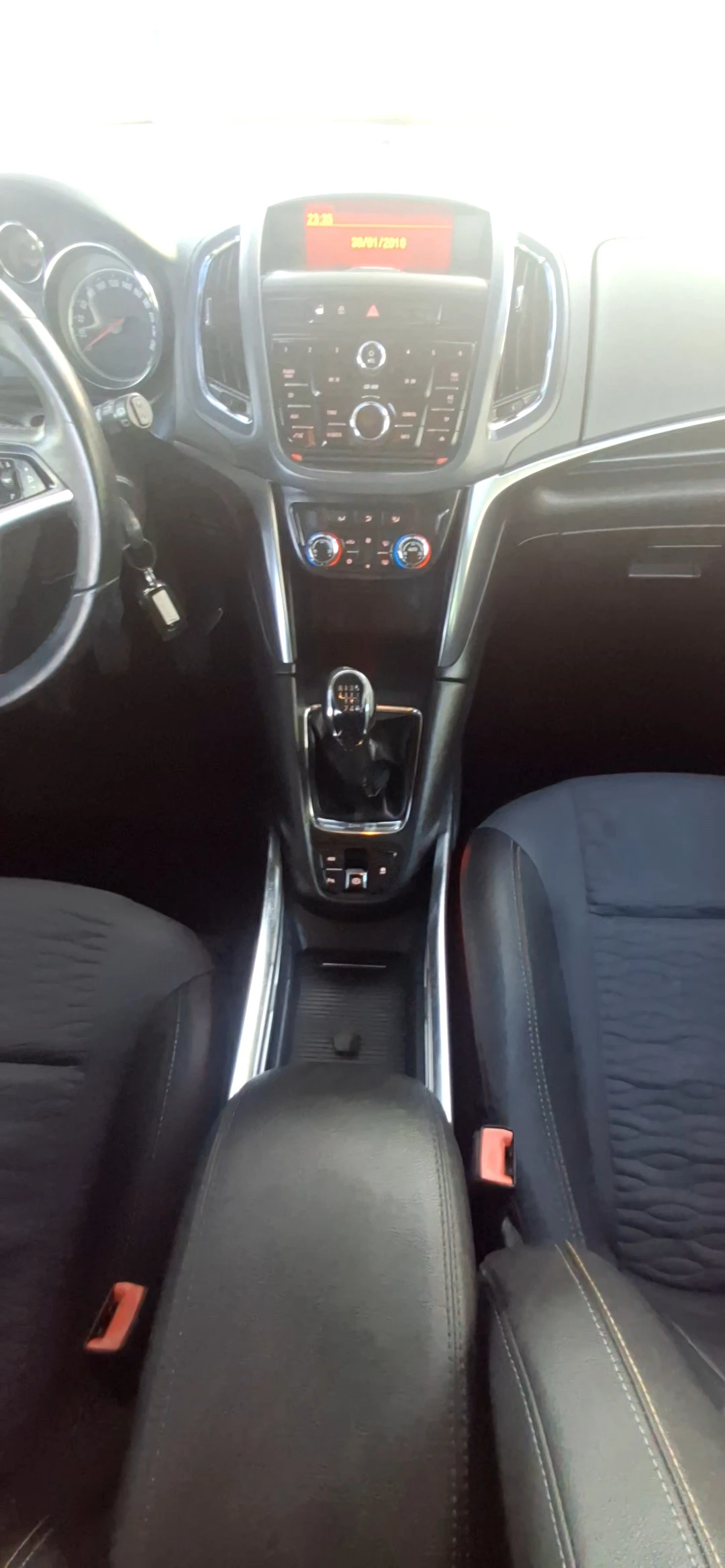 Opel Zafira 1.4 T Cosmo S/S 16