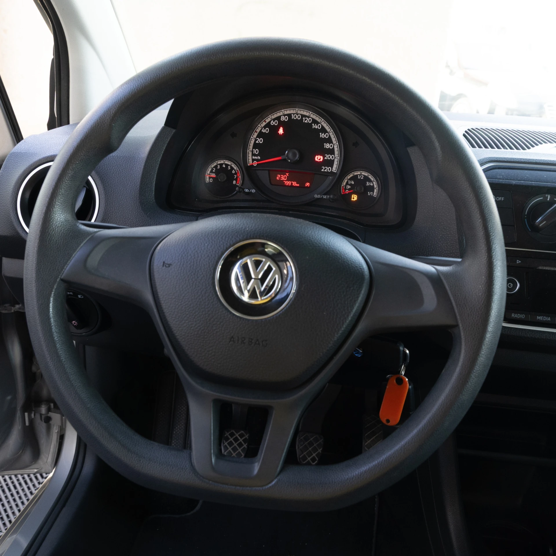 Volkswagen Up! 1.0 Move 10