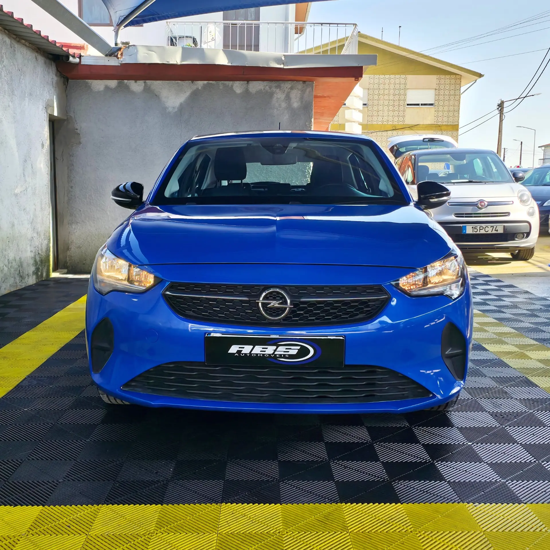 Opel Corsa 1.2 Elegance 2