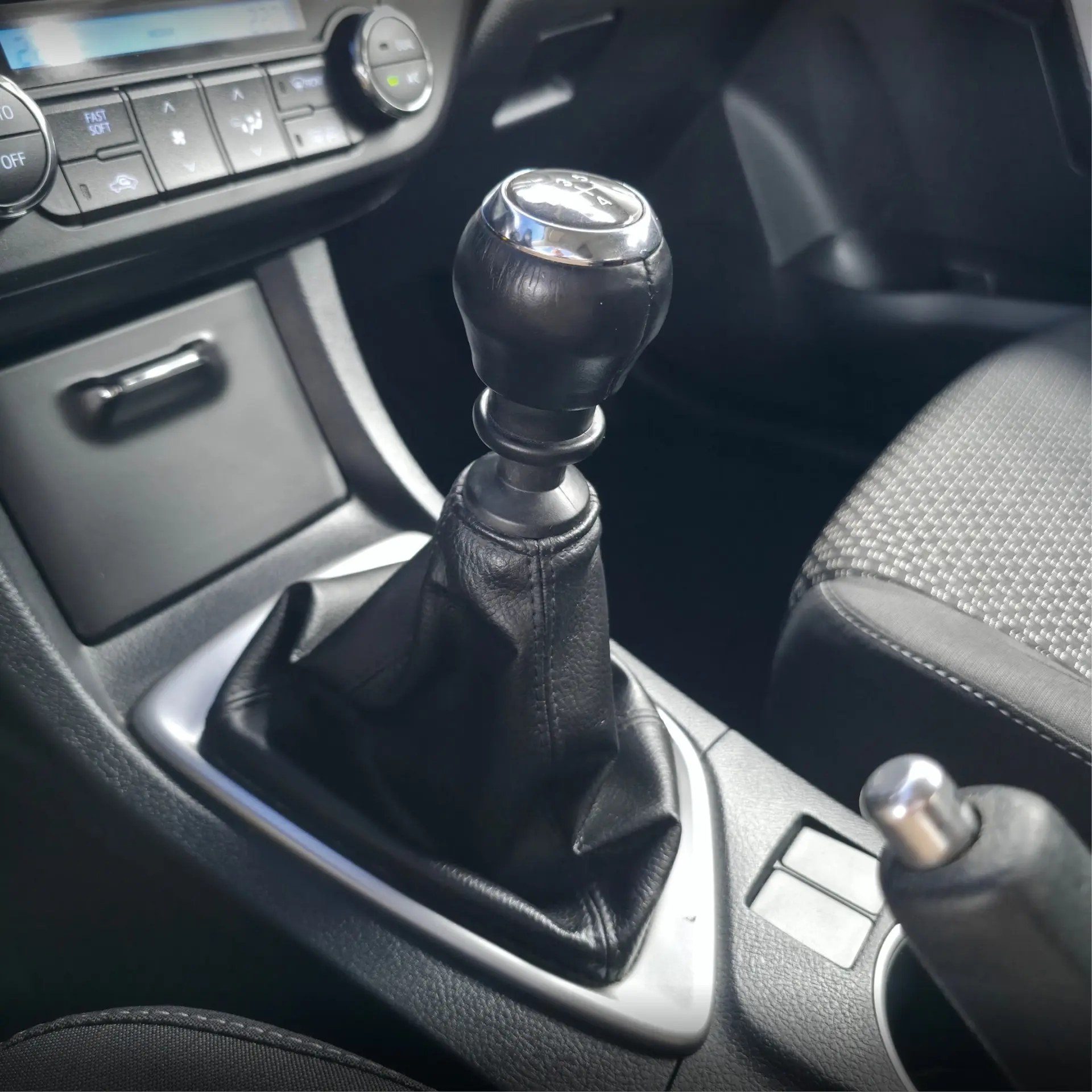 Toyota Corolla 1.33 VVT-i Exclusive 20