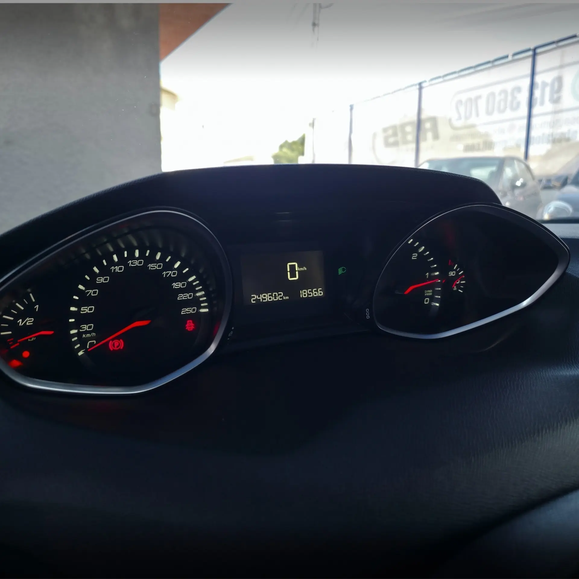 Peugeot 308 SW 1.6 BlueHDi Access 22