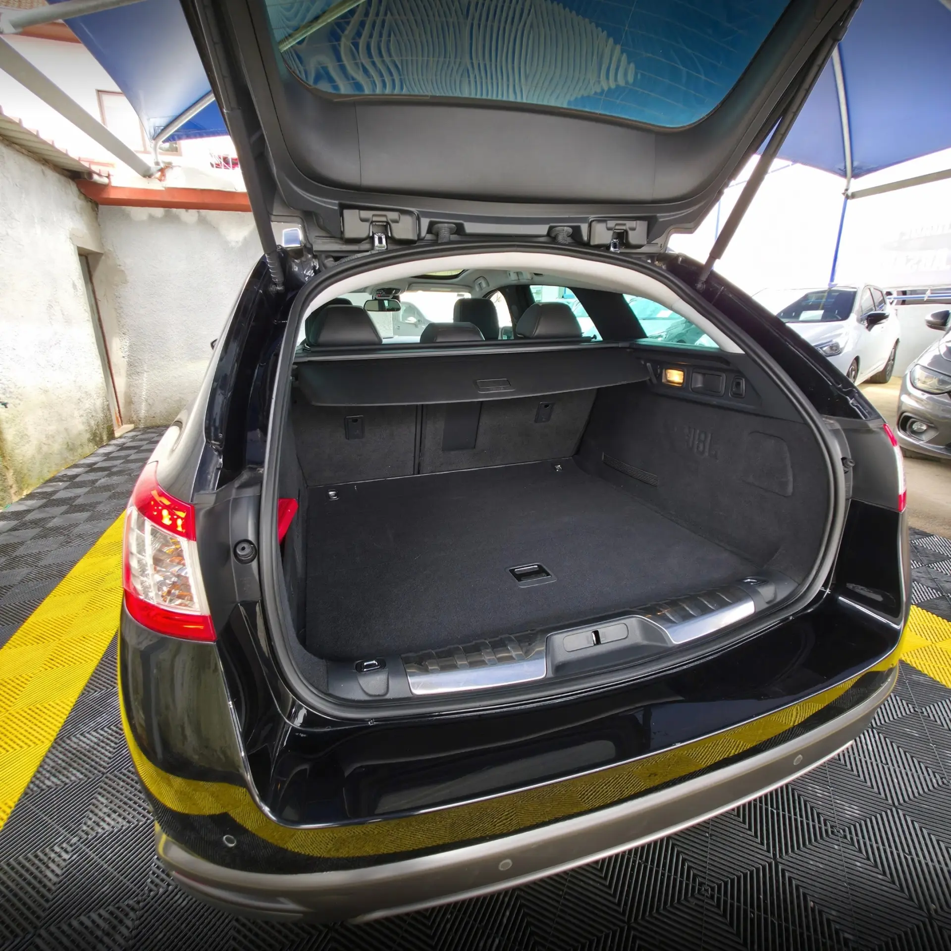 Peugeot 508 RXH 2.0 BlueHDi EAT6 12