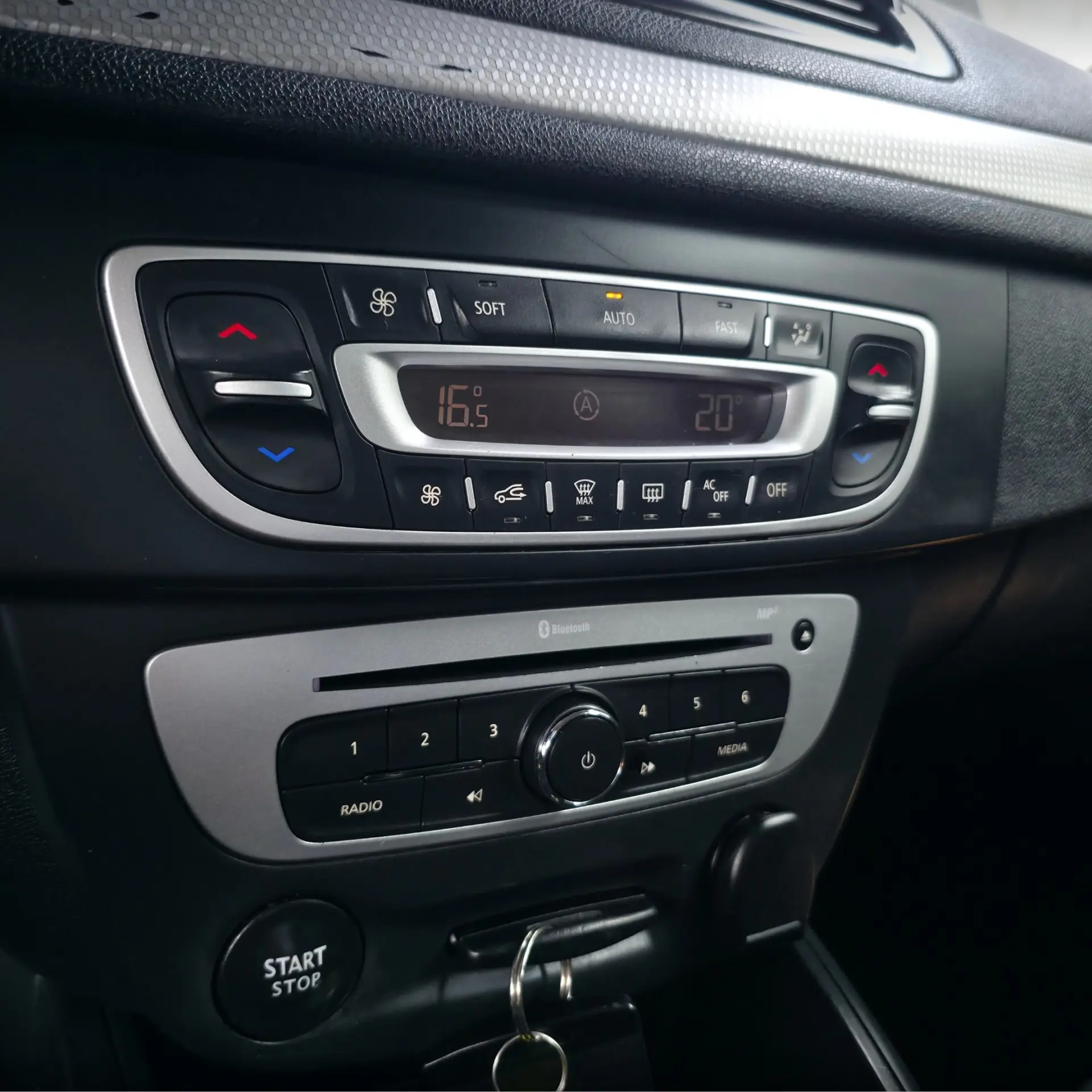 Renault Mégane 16
