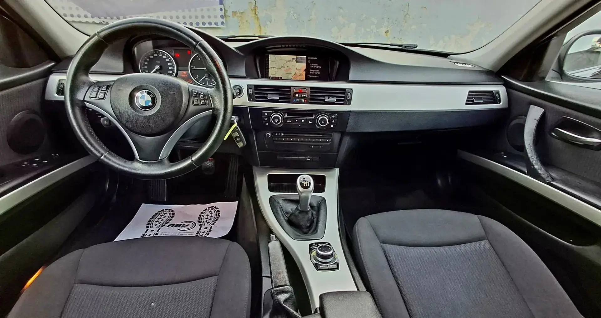 BMW 318 d Touring Navigation 12