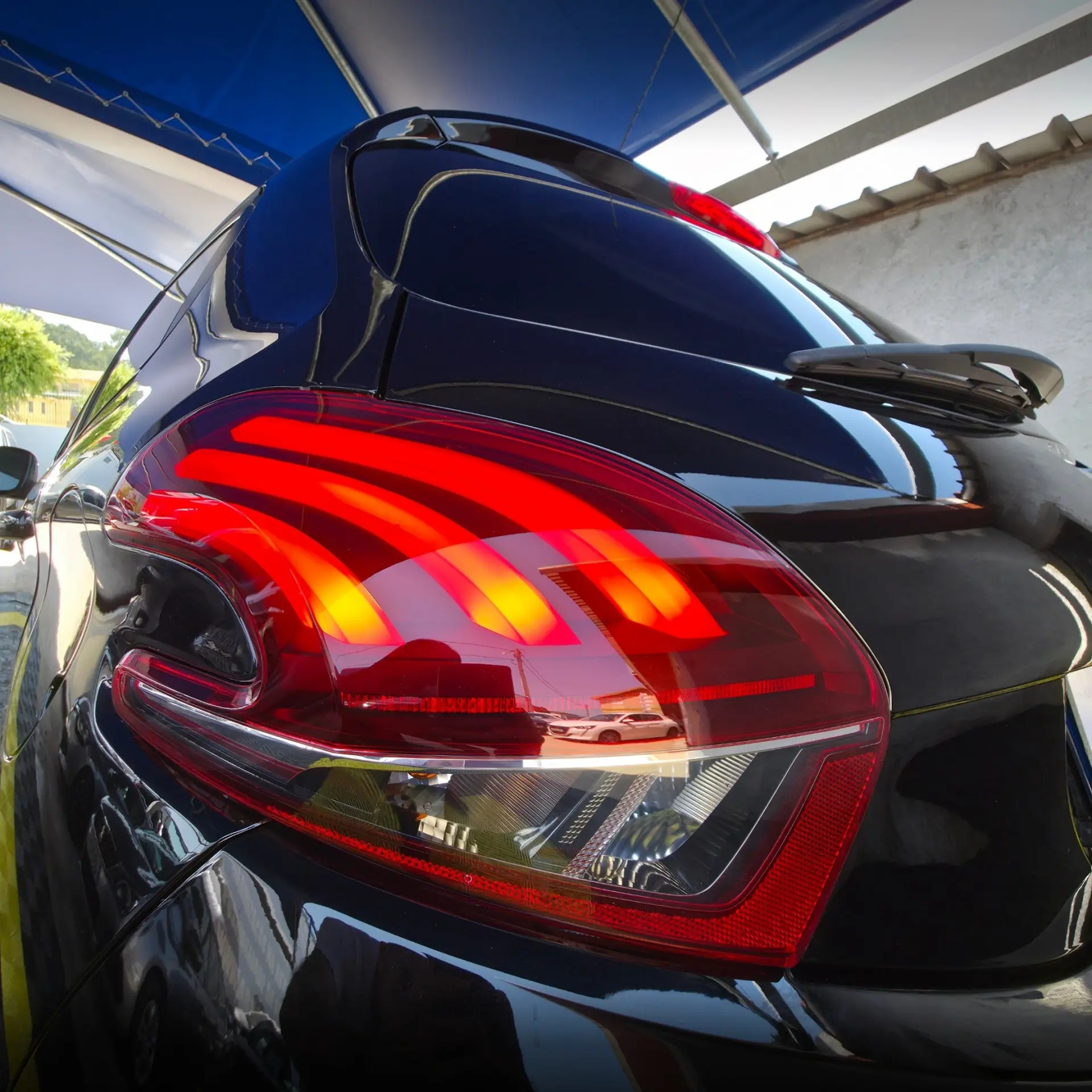 Peugeot 208 1.2 PureTech Style 15