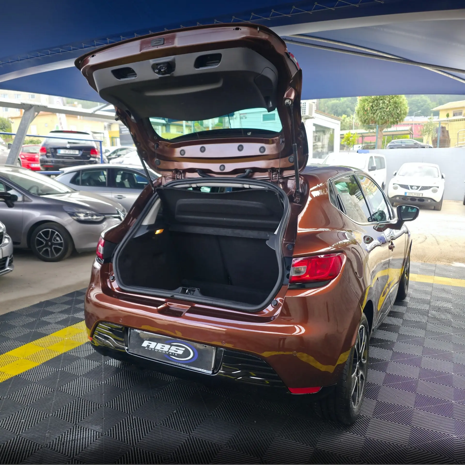 Renault Clio 1.5 dCi Limited 15
