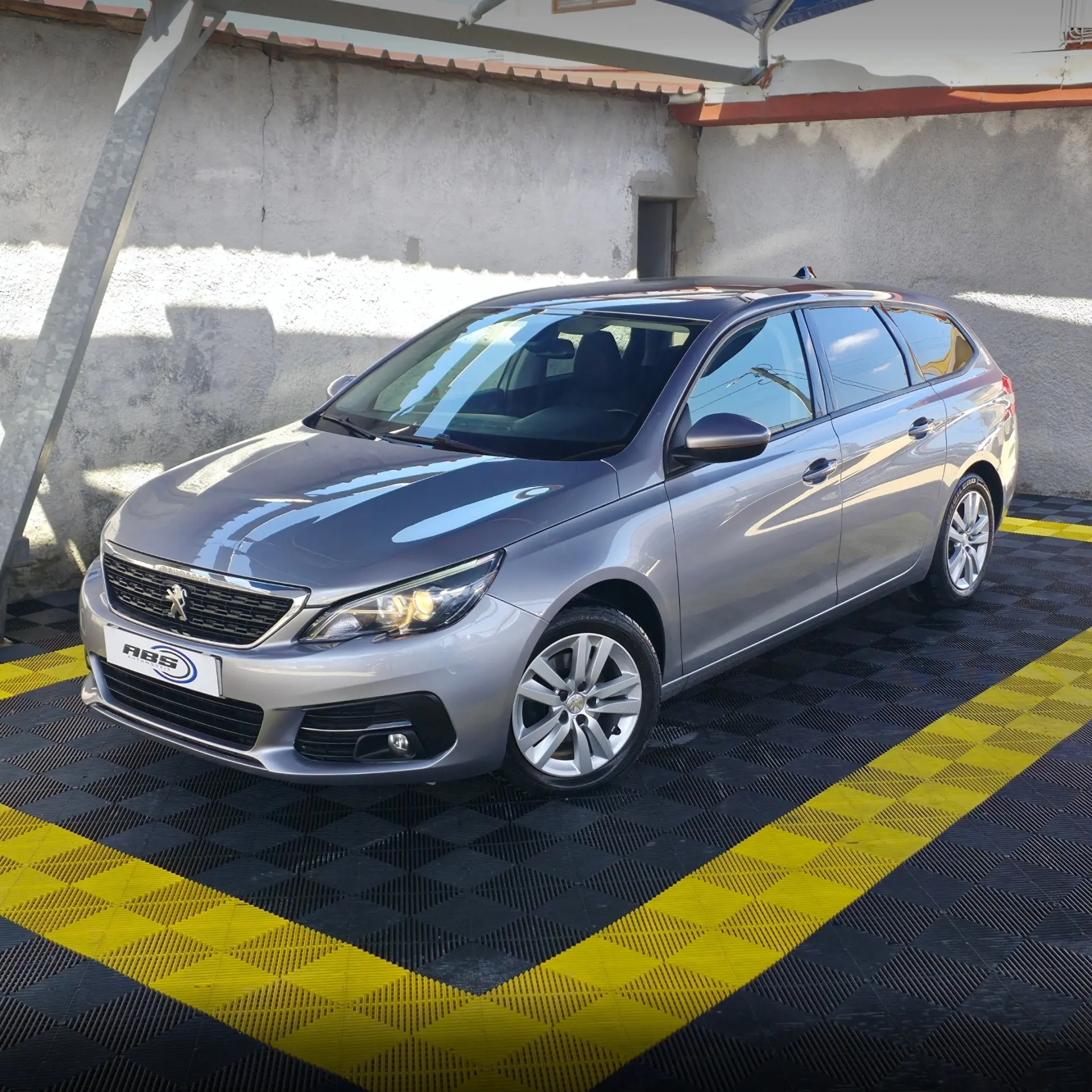 Peugeot 308 SW 1.6 BlueHDi Access 1