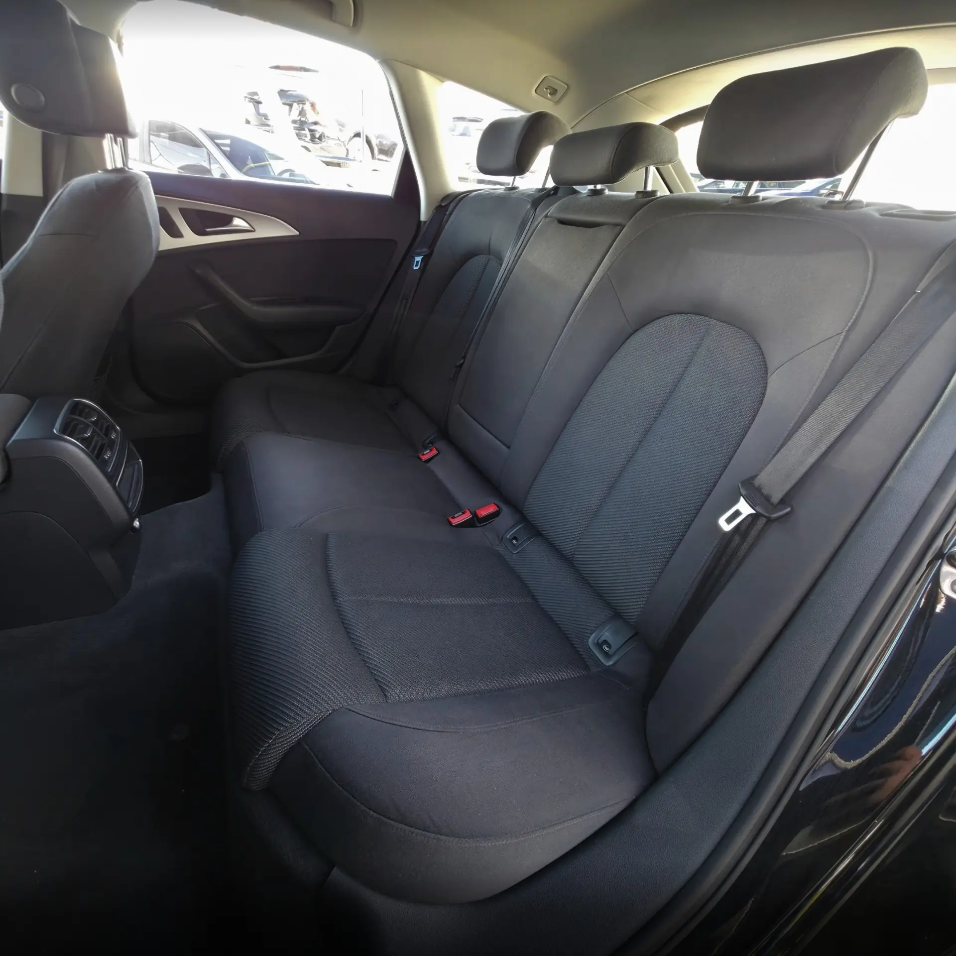Audi A6 Avant 2.0 TDi Advance 22