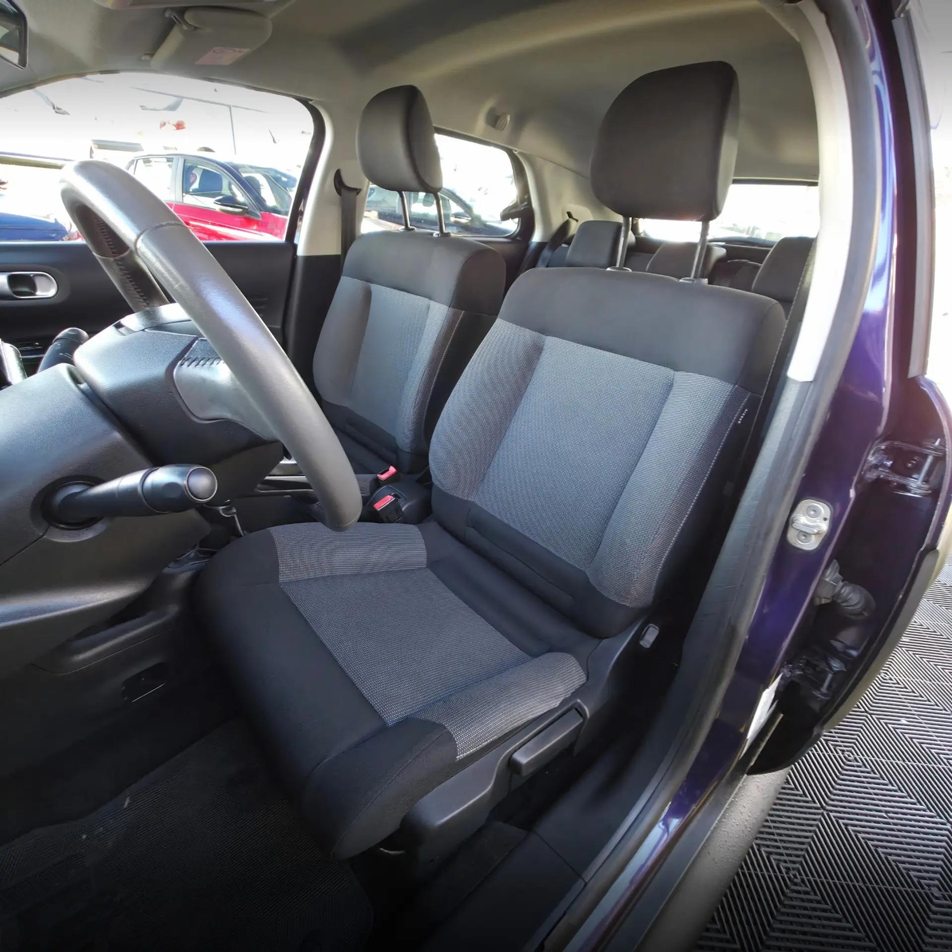 Citroën C4 Cactus 1.2 PureTech Shine 14