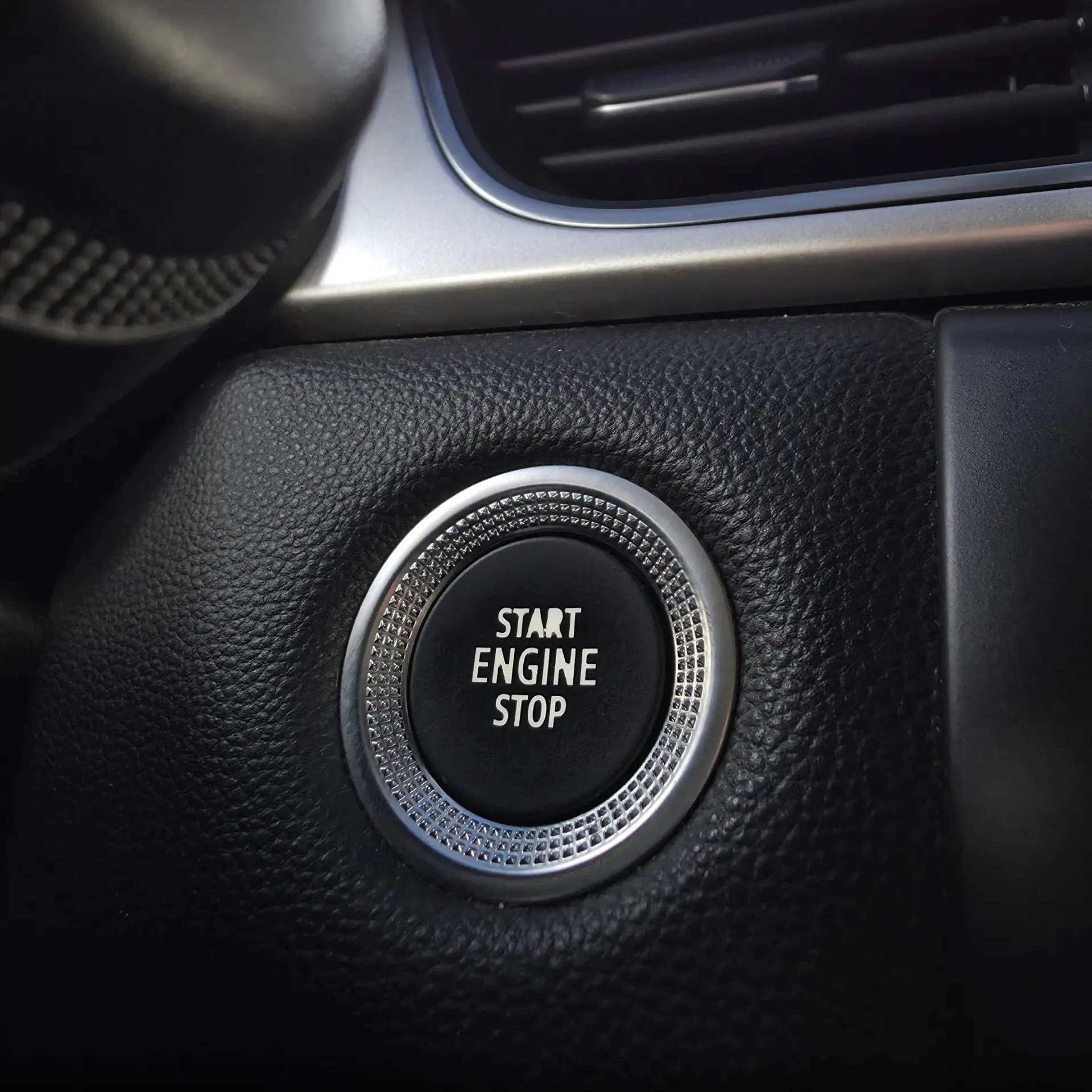 Renault Captur 1.0 TCe Intens 23