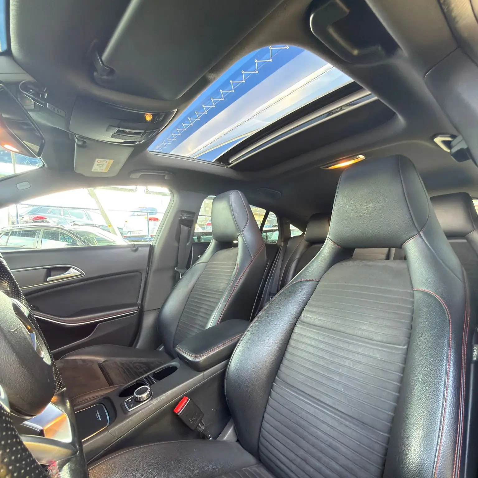 Mercedes-Benz CLA 200 d Shooting Brake AMG Line Aut. 10