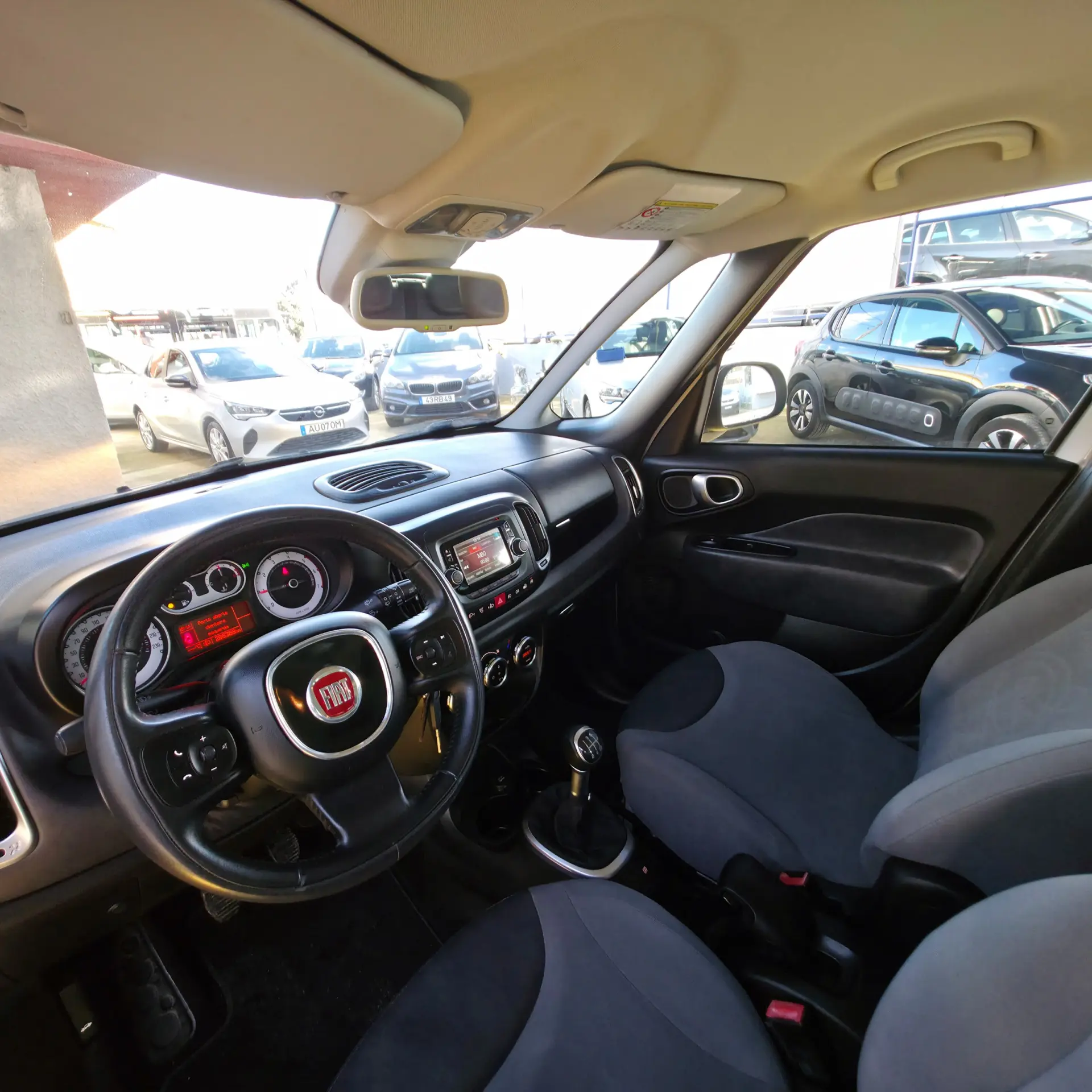 Fiat 500L 1.3 MJ Pop Star S&S 9