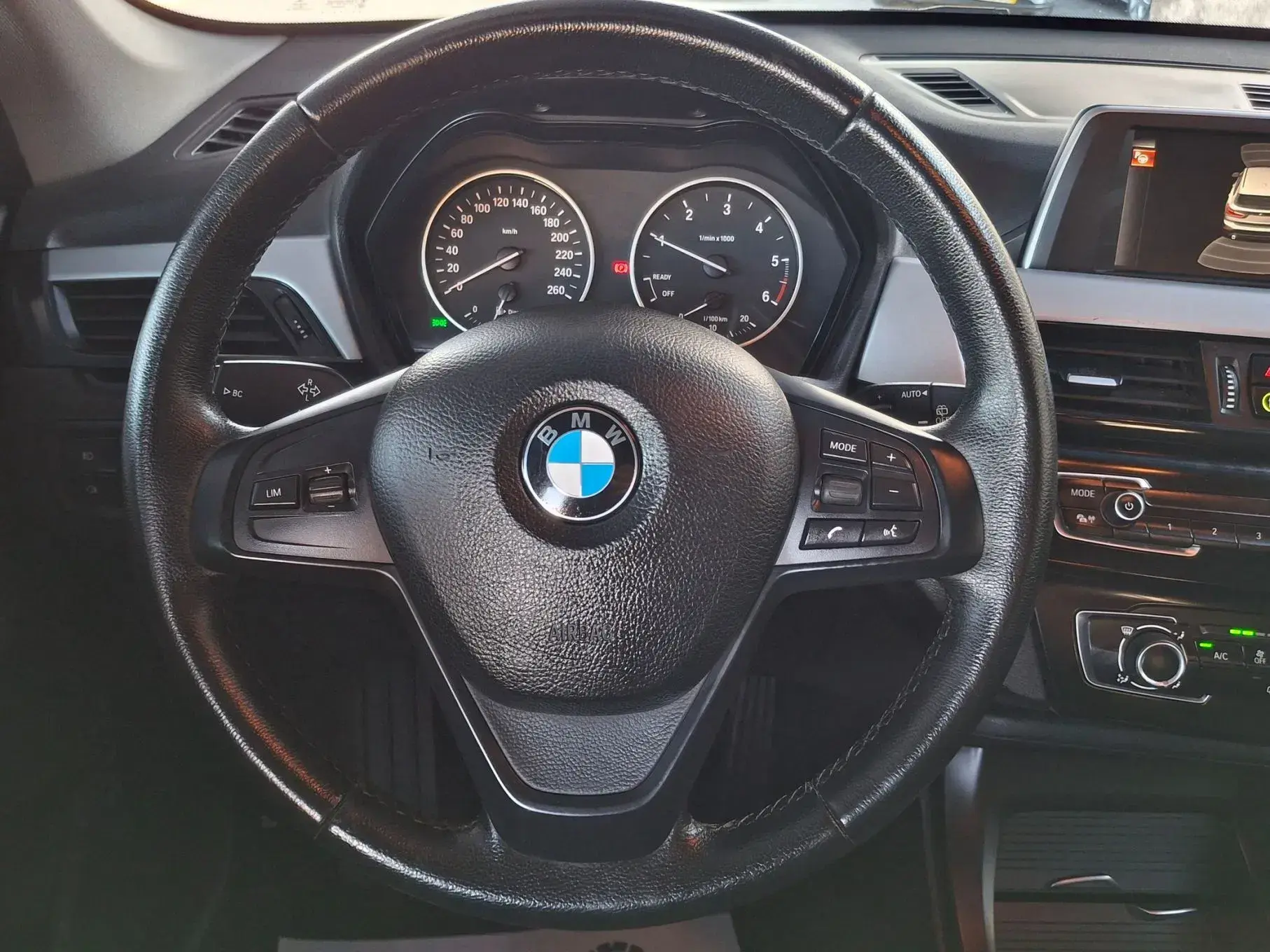 BMW X1 10