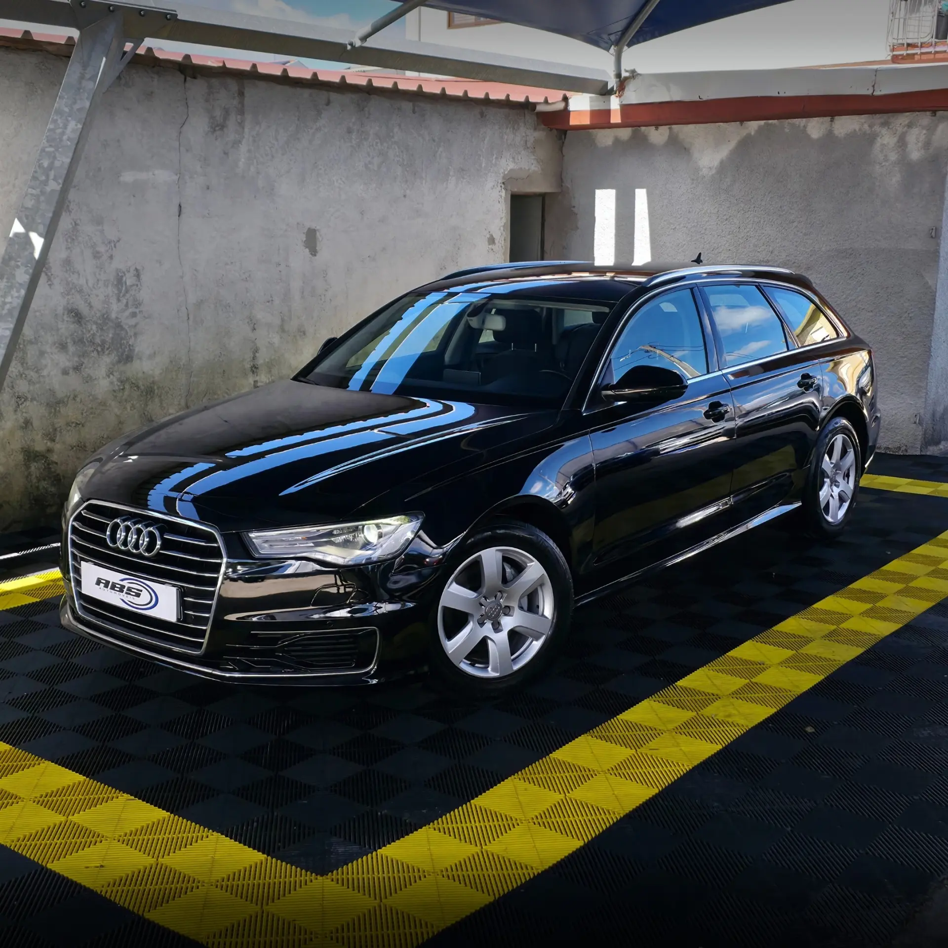 Audi A6 Avant 2.0 TDi Advance 1