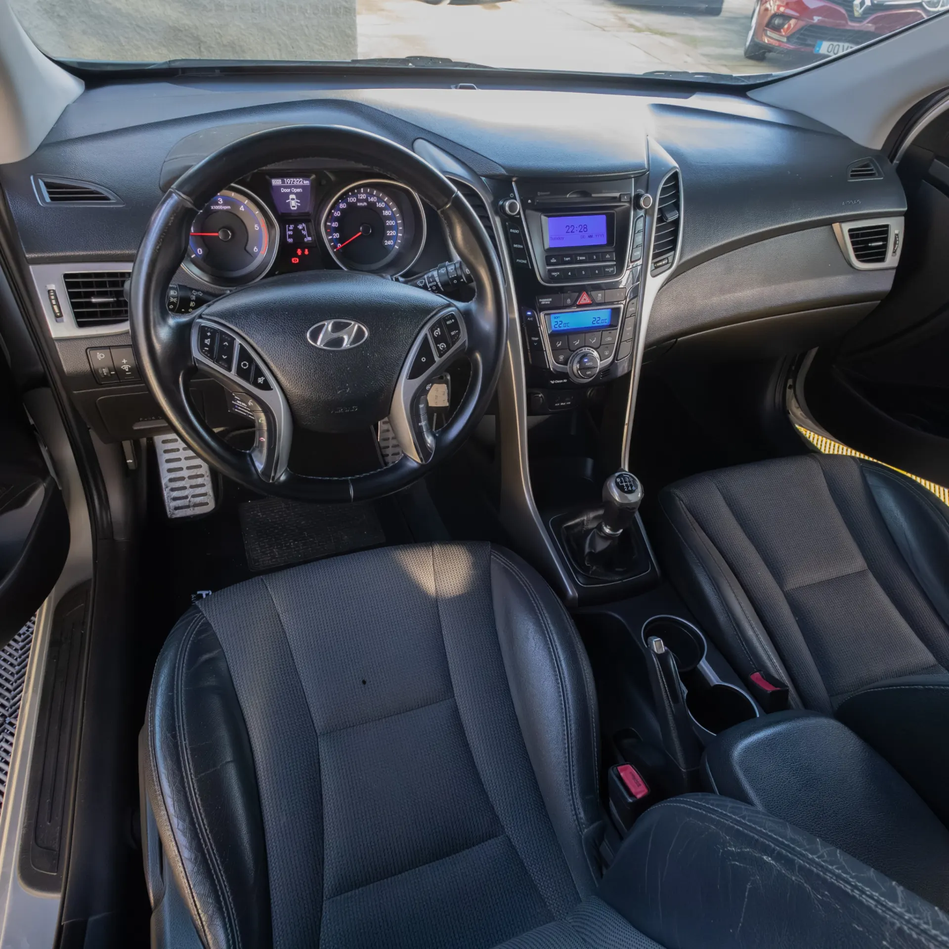 Hyundai i30 SW 1.6 CRDi Style J17 13