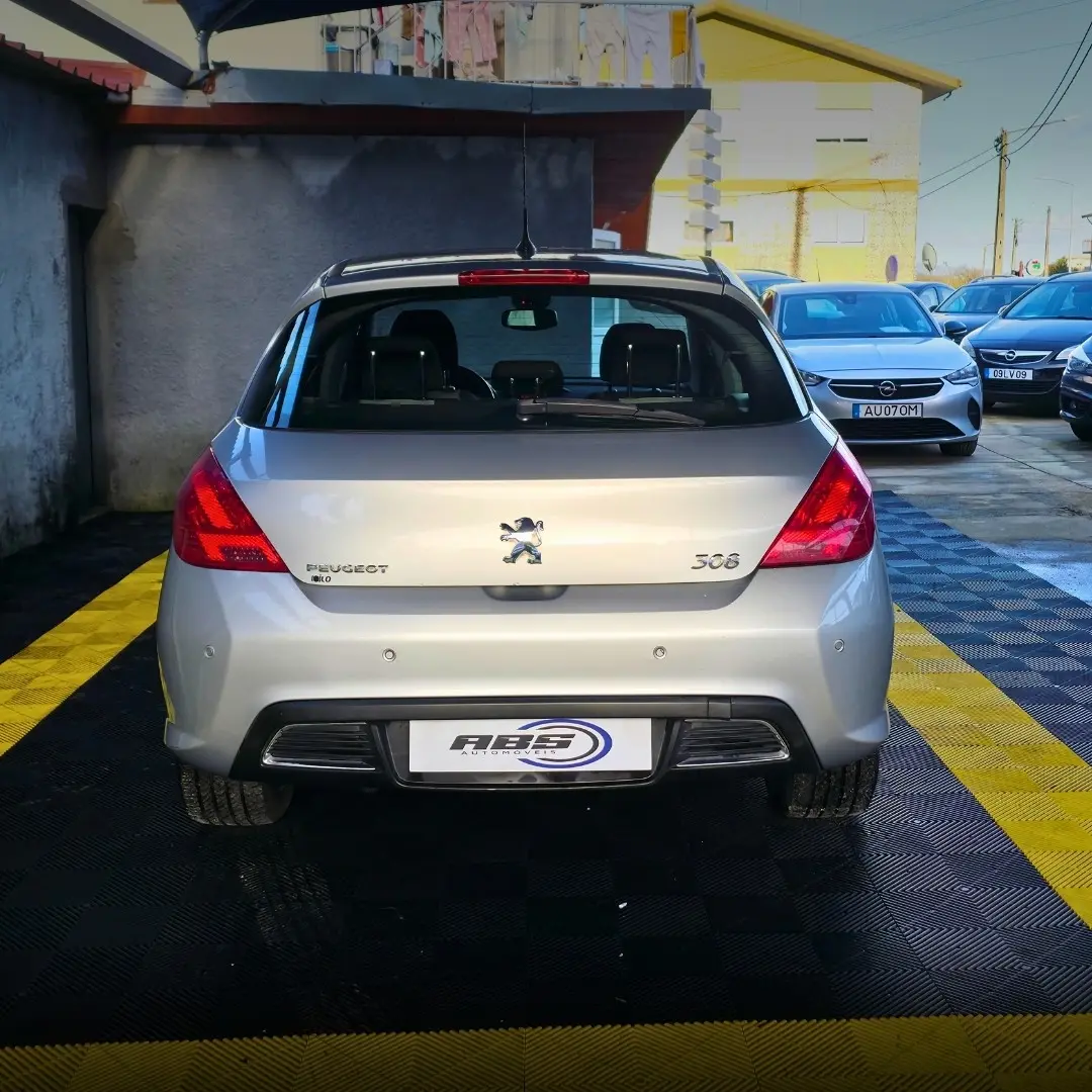 Peugeot 308 1.6 HDi Executive CMP6 6