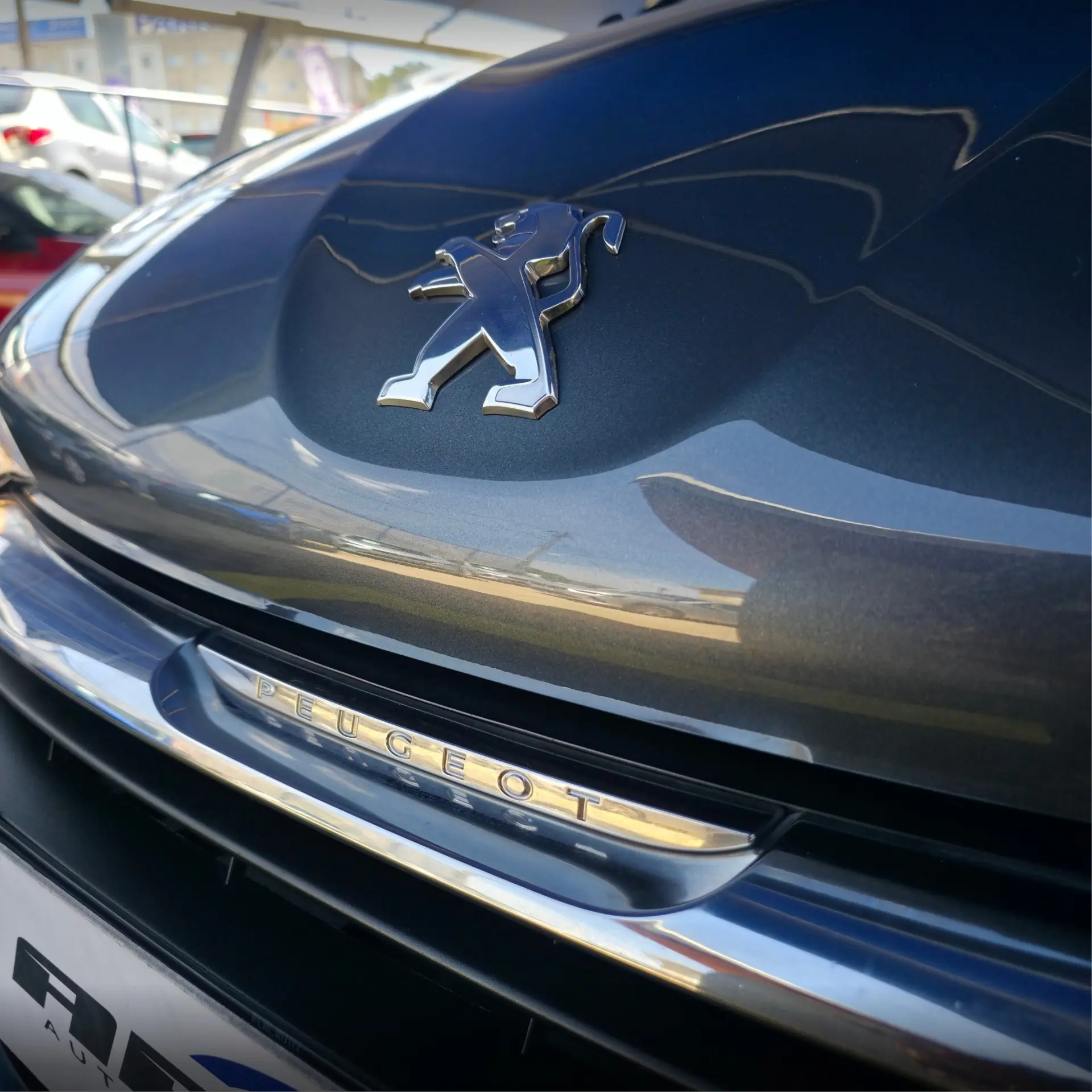Peugeot 208 1.2 PureTech Style 7