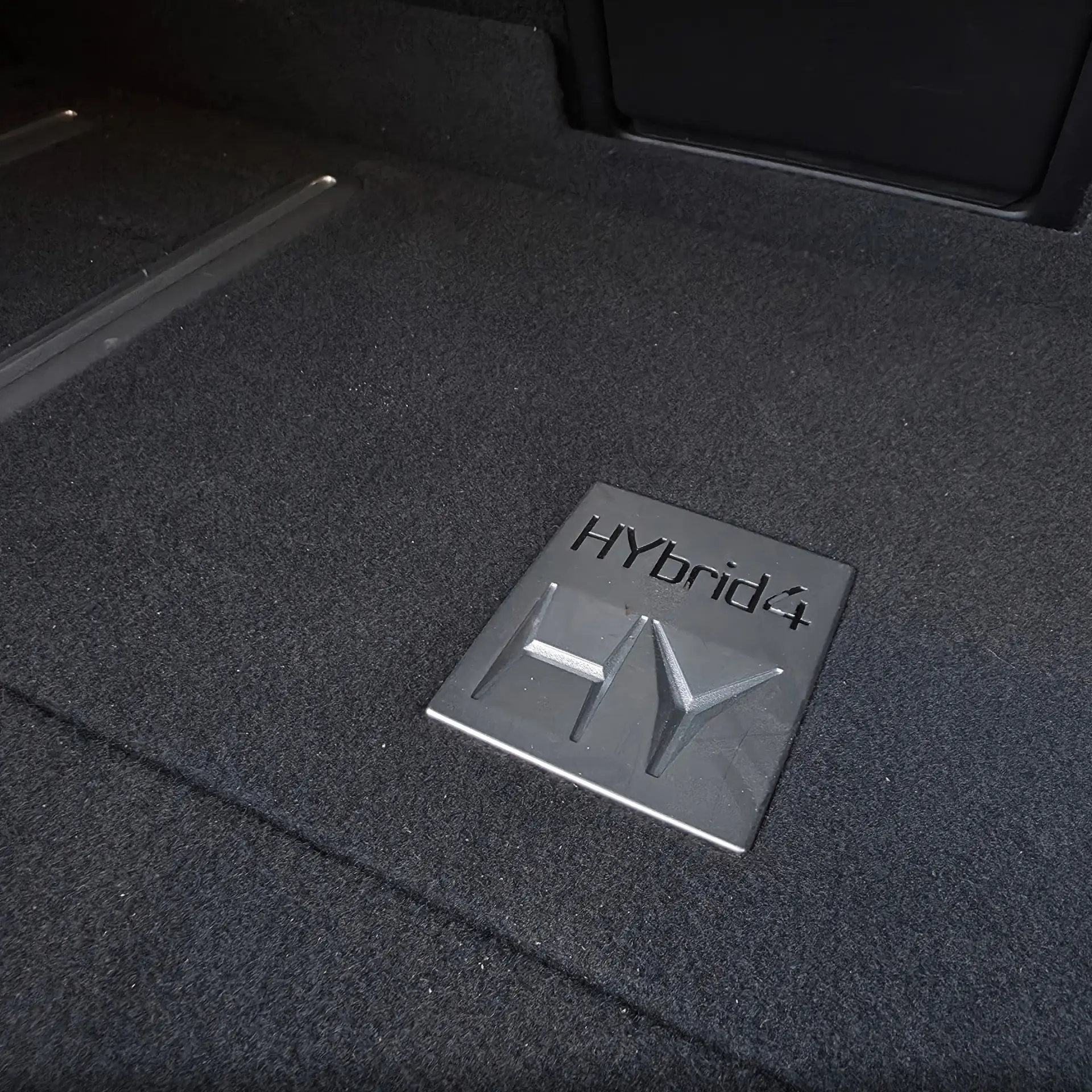 Peugeot 3008 2.0 HDi Hybrid4 85g 29