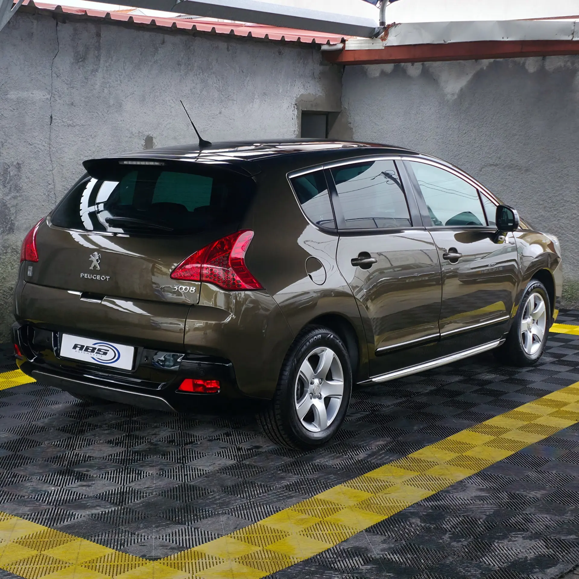 Peugeot 3008 2.0 HDi Hybrid4 85g 2