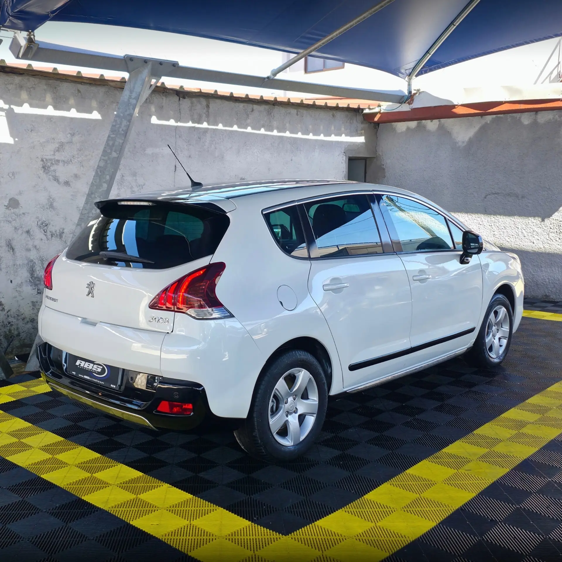 Peugeot 3008 2.0 HDi Hybrid4 85g 2