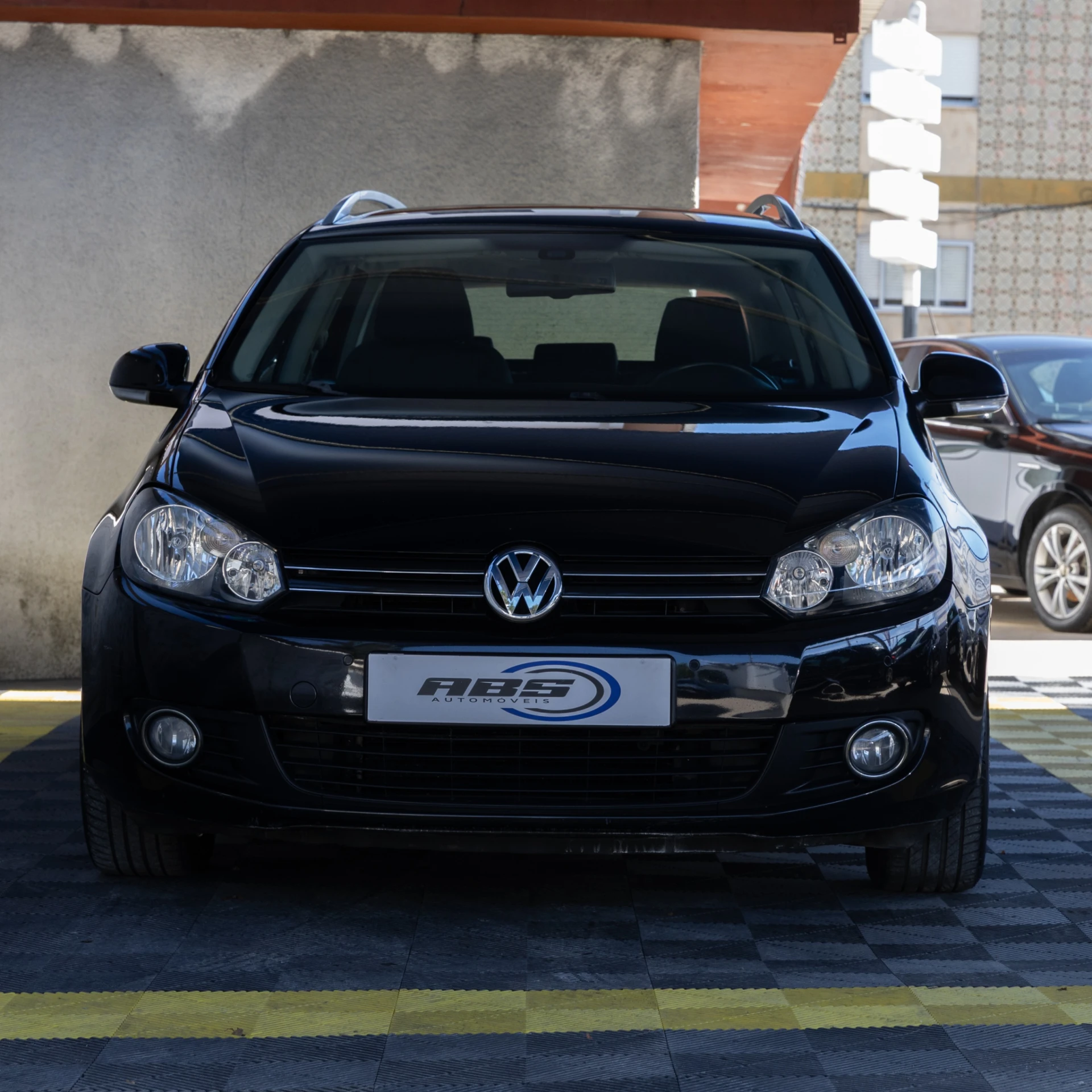 Volkswagen Golf 1.6 TDi Confortline 2